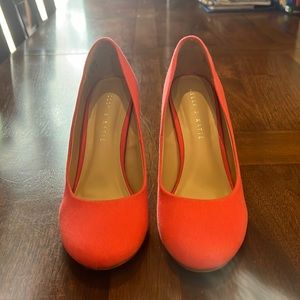 Kelly & Katie round toe pumps